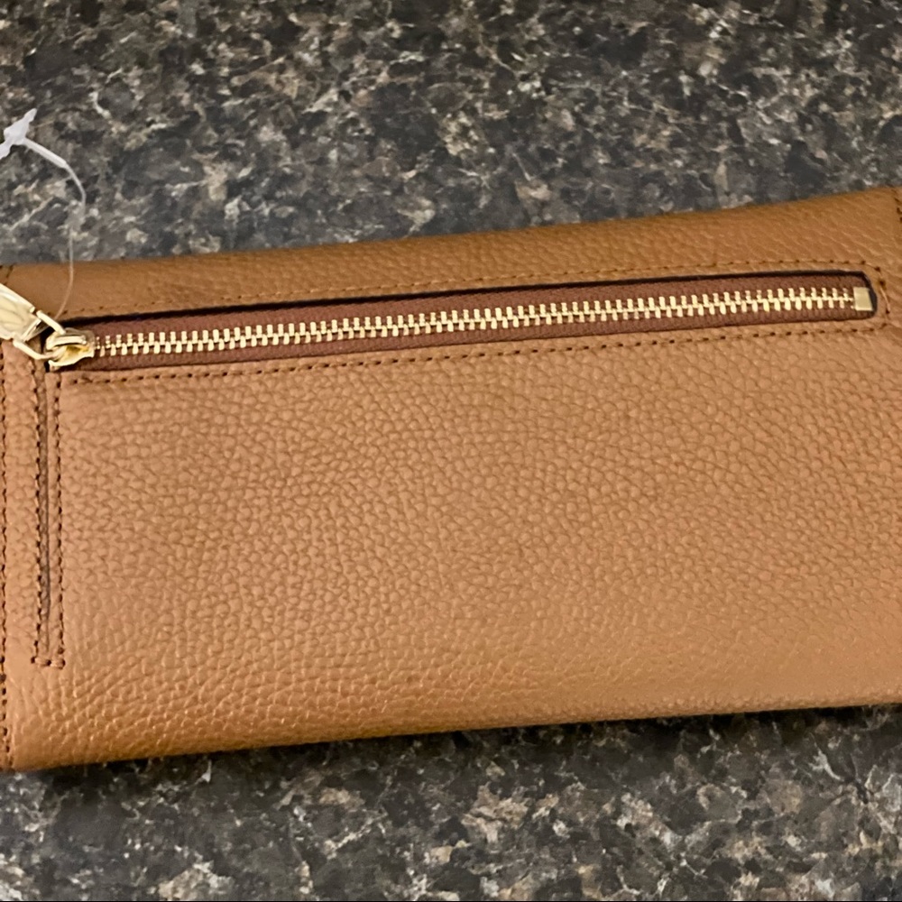 Michael Camel wallet